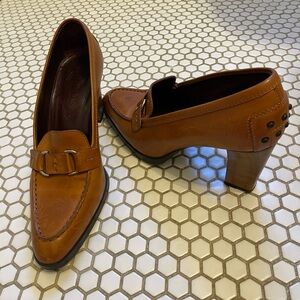Caramel colored Tod’s 3.5” stacked heel loafers sz 38 US 8, V. good condition